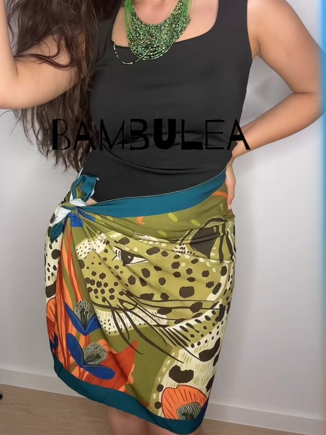 Falda pareo corta tigre verde