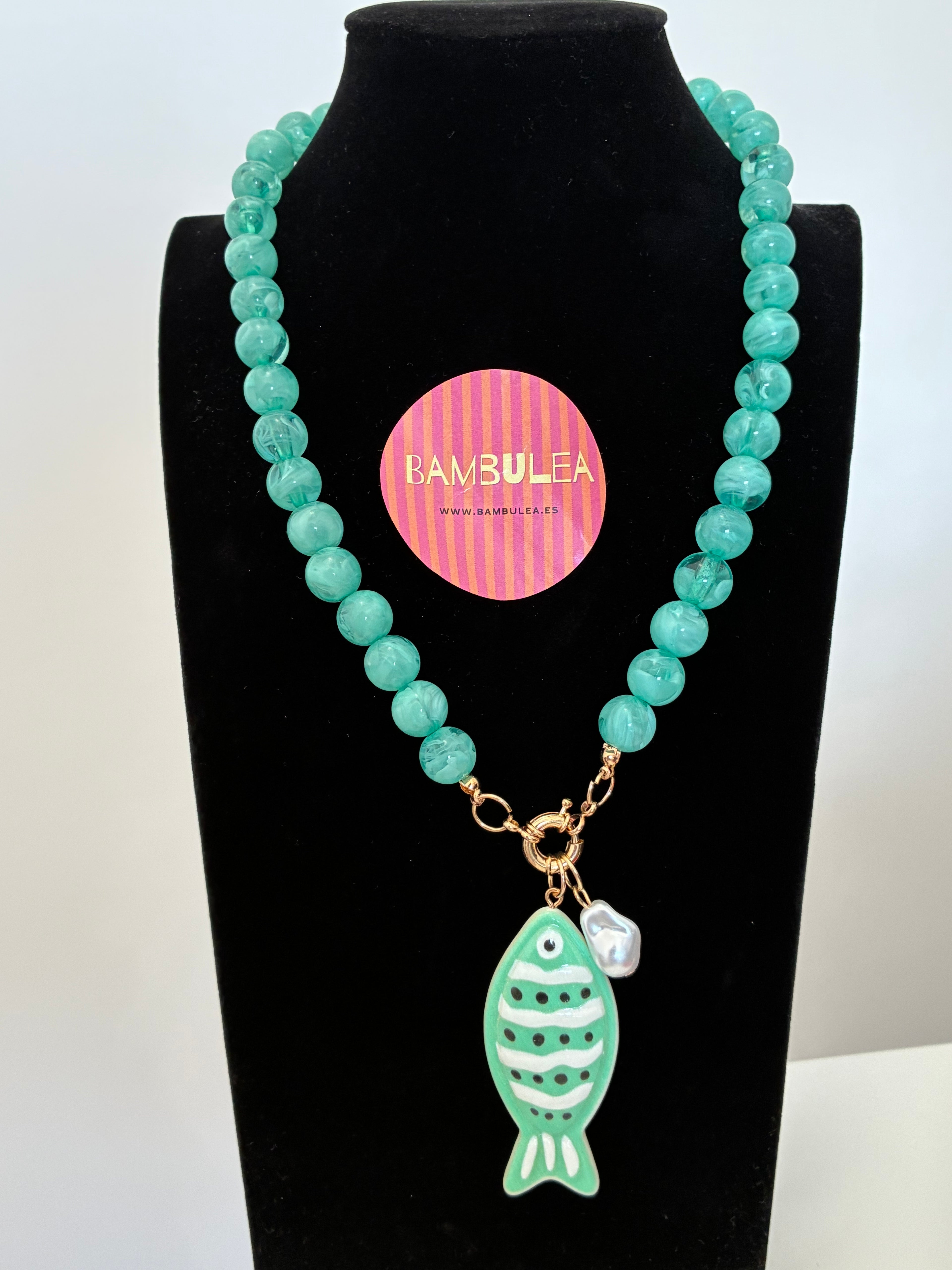 Collar pez perla rosa, amarillo o turquesa