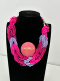 Collar trenzado rosa y lila