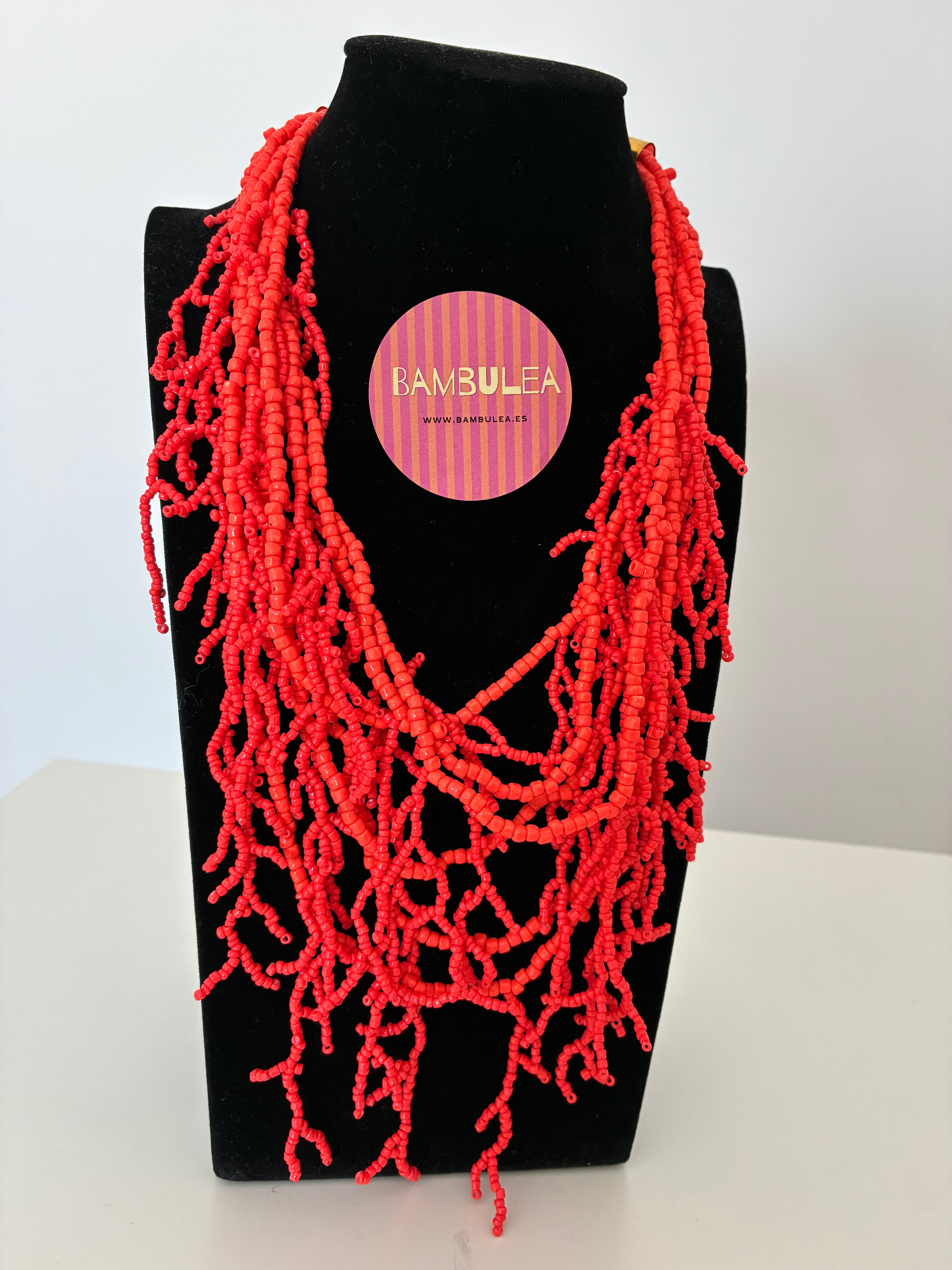 Collar cuentas rojo anaranjado