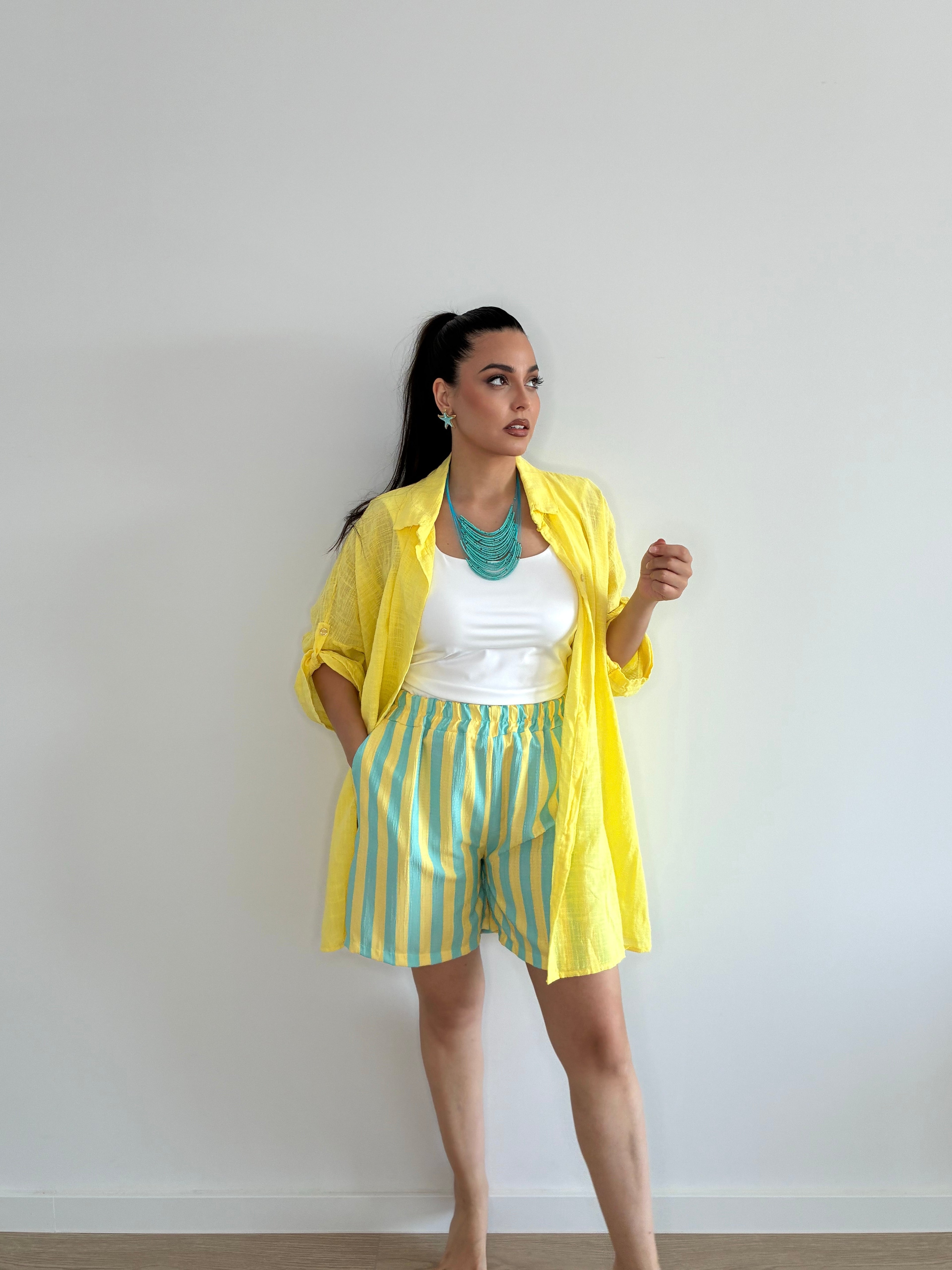 Conjunto pantalón y blusa de rayas